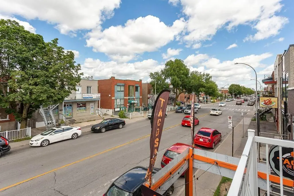Lovely Rental Unit With Balcony~ Autoroute 40 Montreal